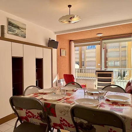 2p Pour 6 Pers. Avec Piscines A 400m De La Plage, - Fr-1-225-806 * Argeles-sur-Mer